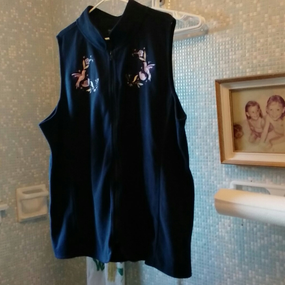 TIMES SQUARE Navy Blue Floral Vest